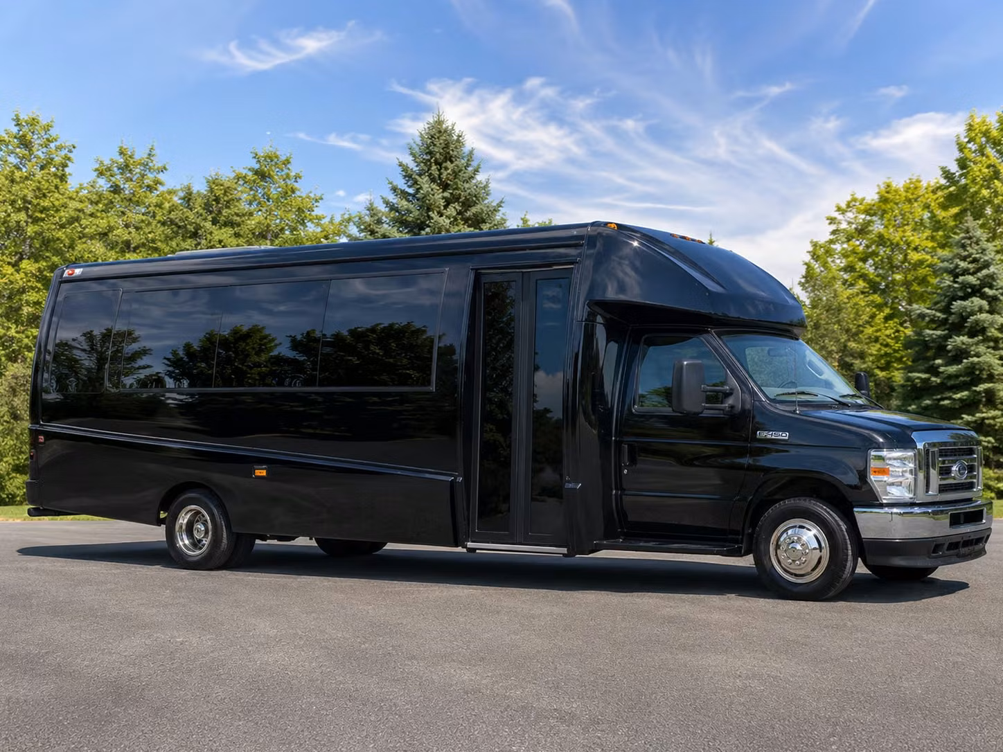 15 passenger minibus