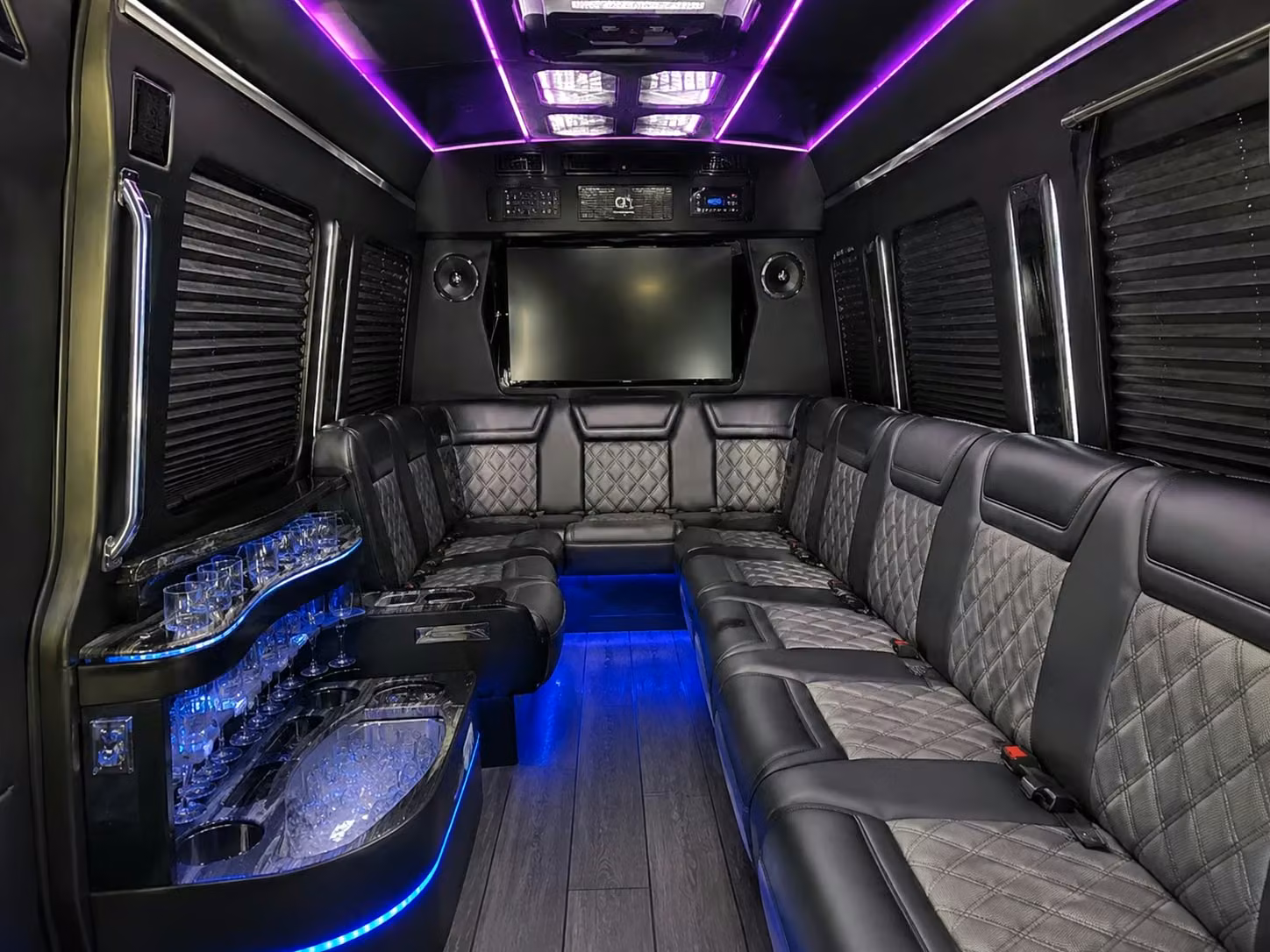 finding the right size bus for your sugar land wedding guest list