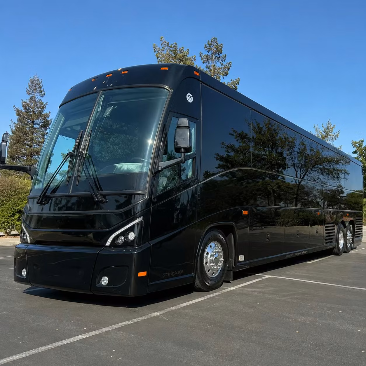 multi day bus rentals from sugar land for corporate groups and special events
