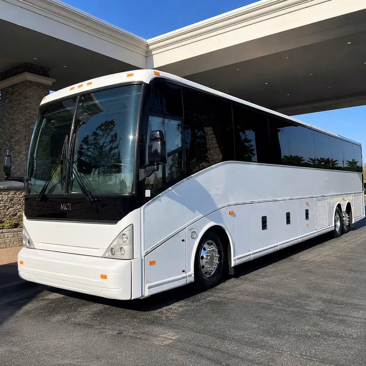sugar land to george bush intercontinental group airport shuttles made simple